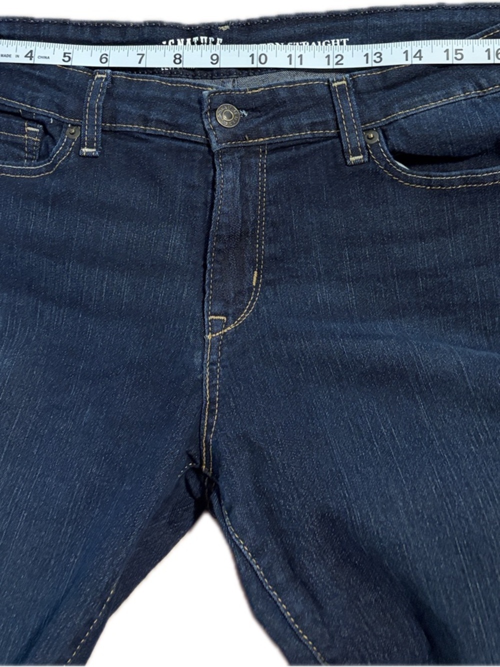Levi’s Signature Modern Straight-Leg Women’s Jeans - Deep Indigo - Picture 5 of 9